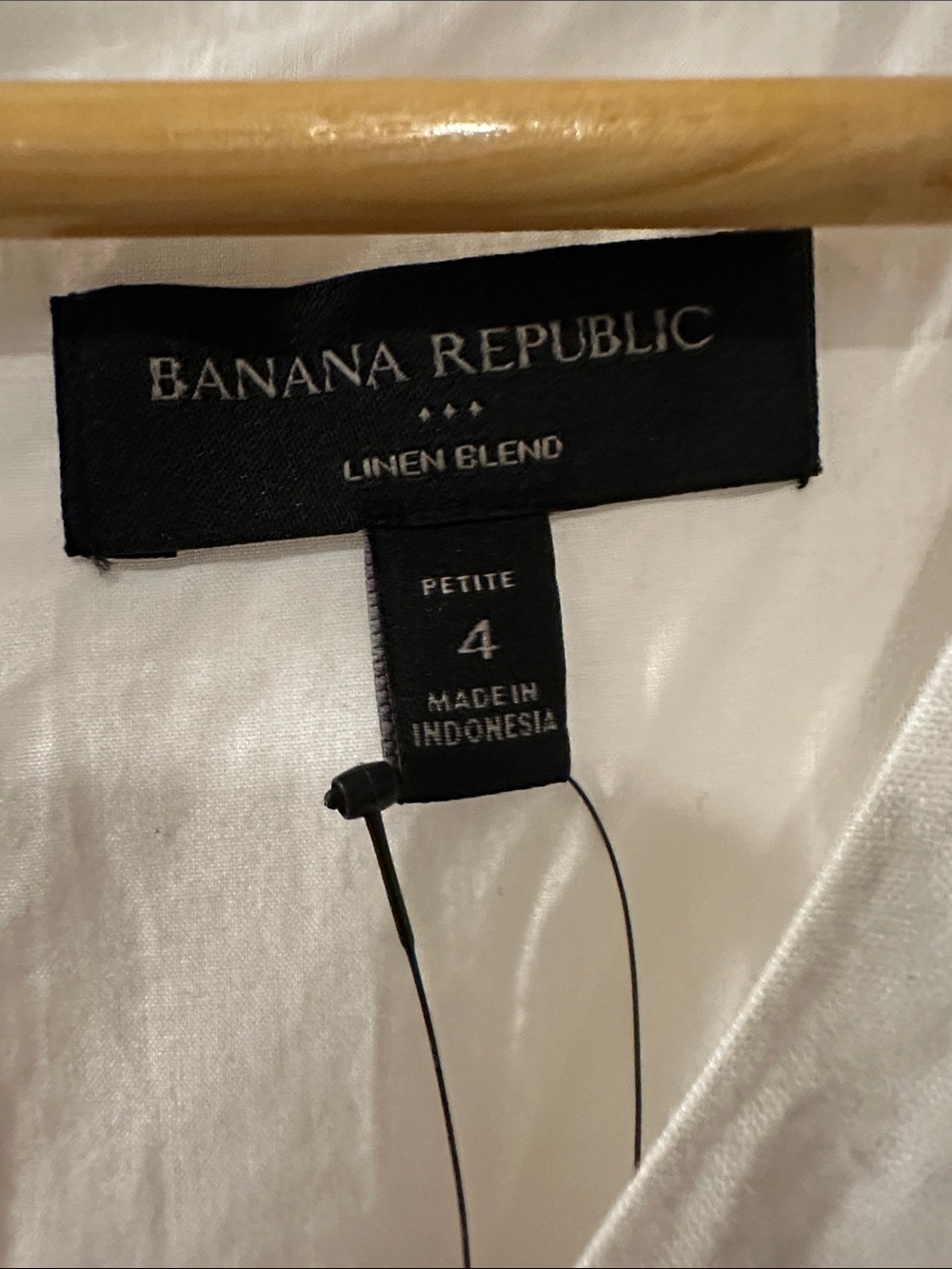 Banana Republic Factory Cream V-Neck Button-Front Midi Dress - Picture 5 of 6